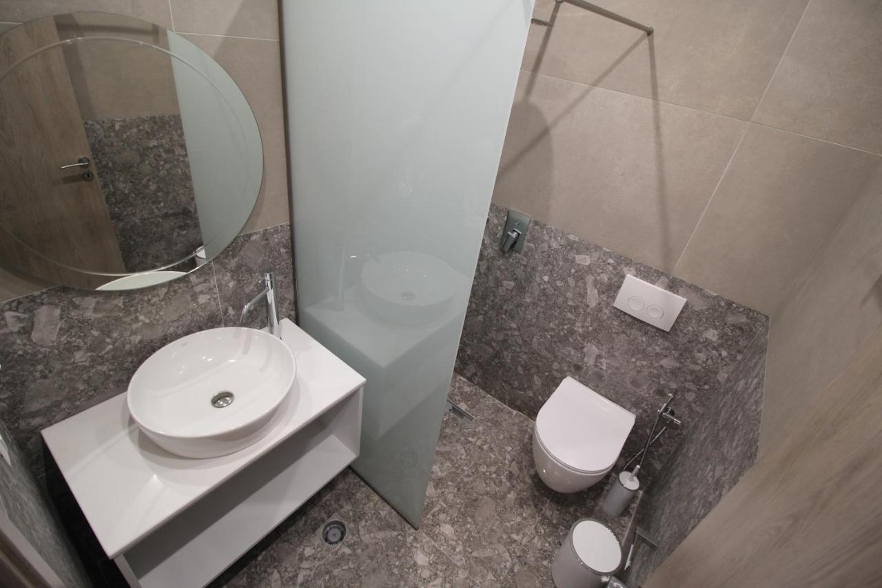ساراندا Afrodite Suites المظهر الخارجي الصورة