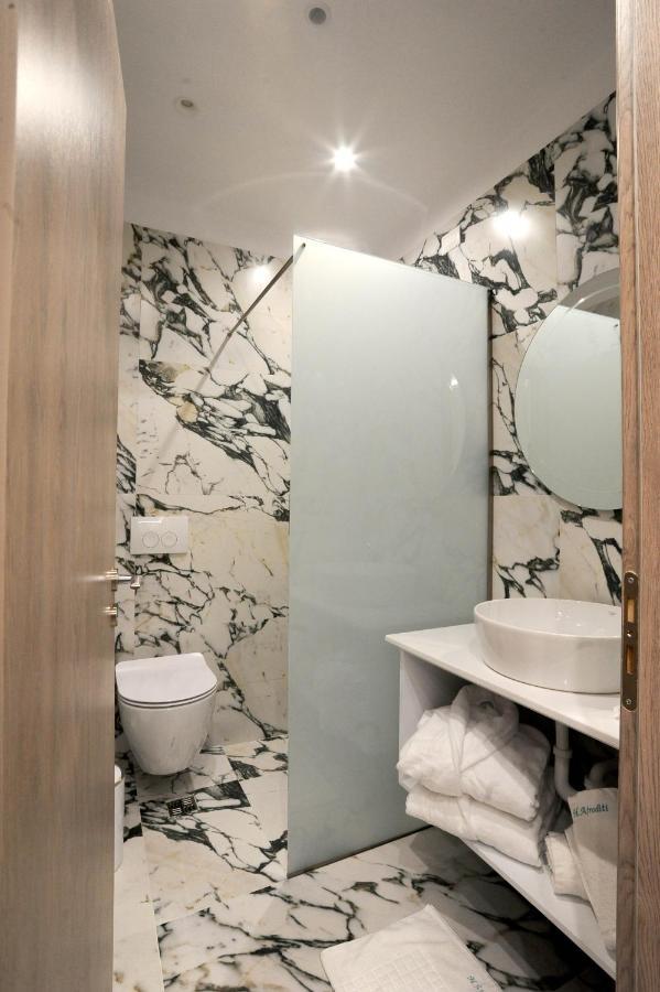 ساراندا Afrodite Suites المظهر الخارجي الصورة