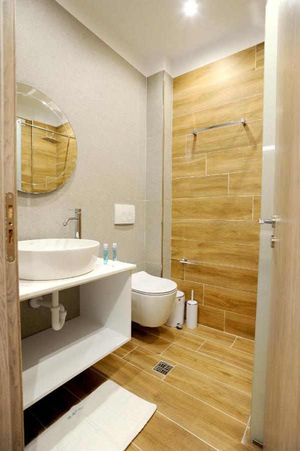 ساراندا Afrodite Suites المظهر الخارجي الصورة