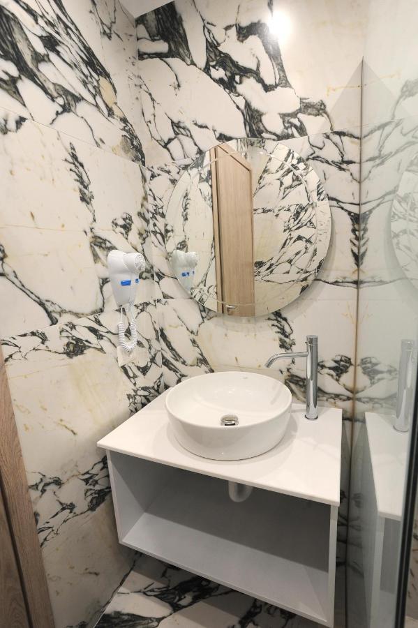 ساراندا Afrodite Suites المظهر الخارجي الصورة
