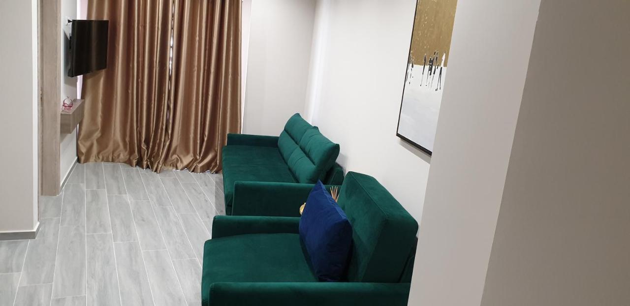 ساراندا Afrodite Suites المظهر الخارجي الصورة